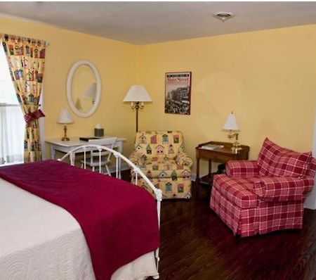 Frederick House Bed & Breakfast Staunton Ruang foto