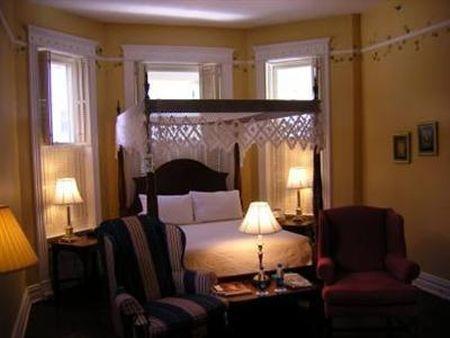 Frederick House Bed & Breakfast Staunton Ruang foto