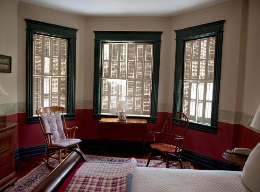 Frederick House Bed & Breakfast Staunton Bagian luar foto