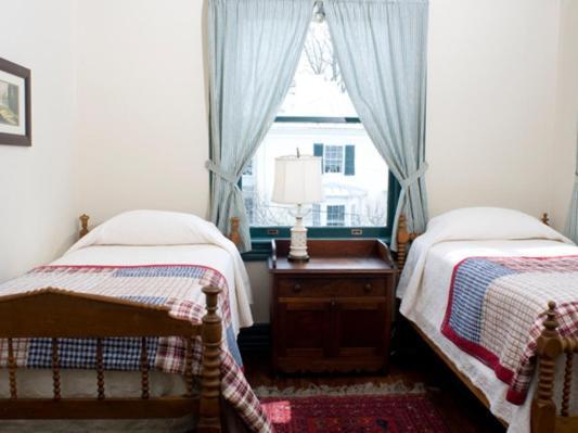 Frederick House Bed & Breakfast Staunton Bagian luar foto